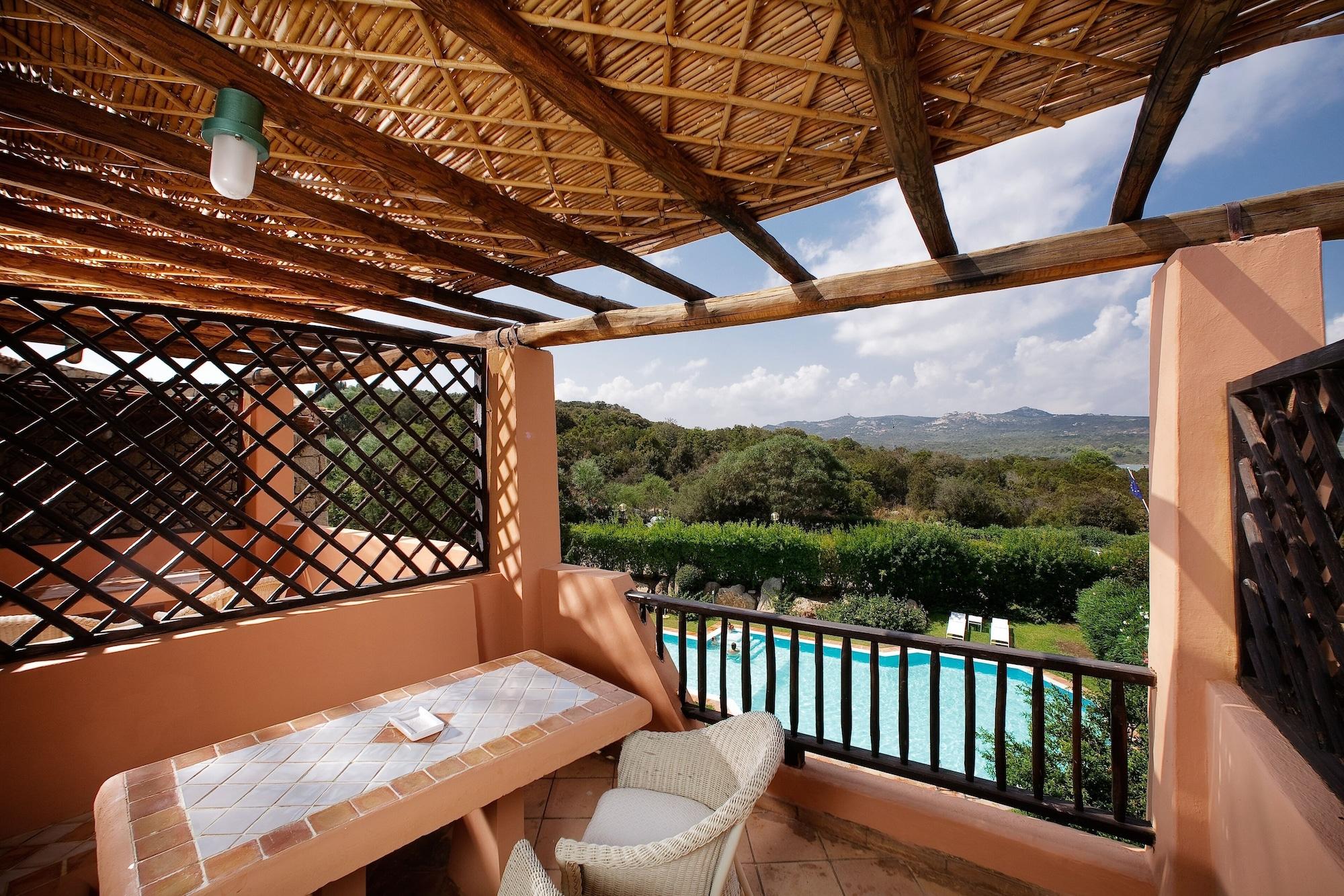 Green Park Hotel Capriccioli  Екстер'єр фото