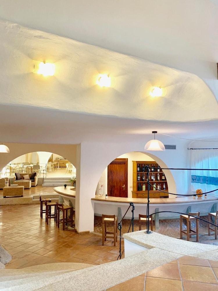 Green Park Hotel Capriccioli  Екстер'єр фото